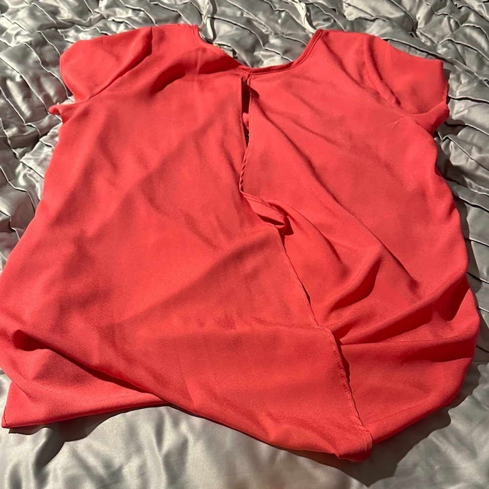 Chic Women's Coral Blouse - Picture 2 of 2